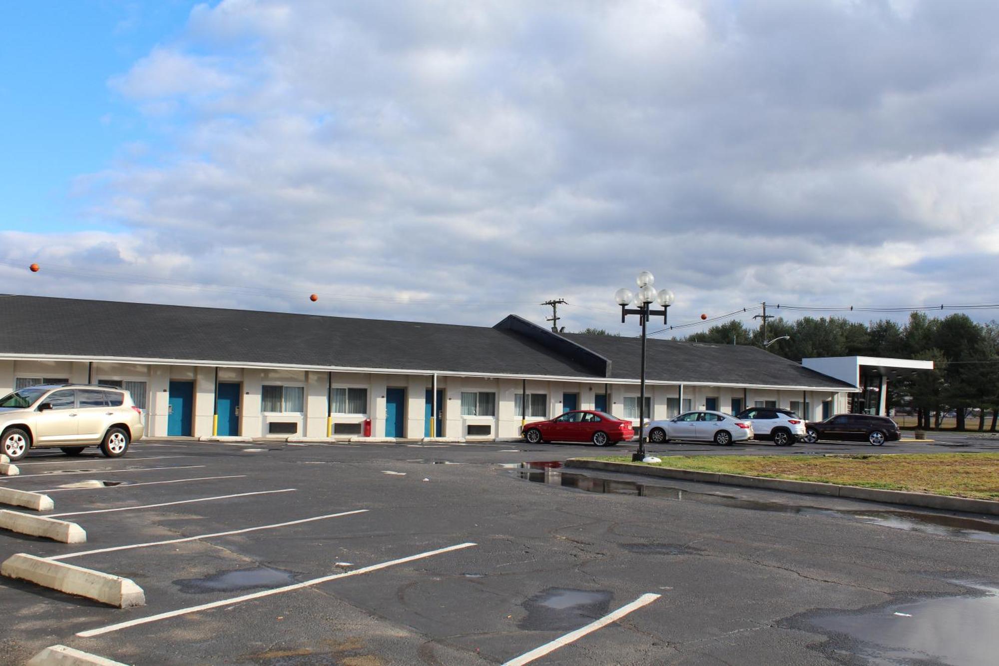 Days Inn By Wyndham Wrightstown Mcguire Afb Bordentown Exterior photo